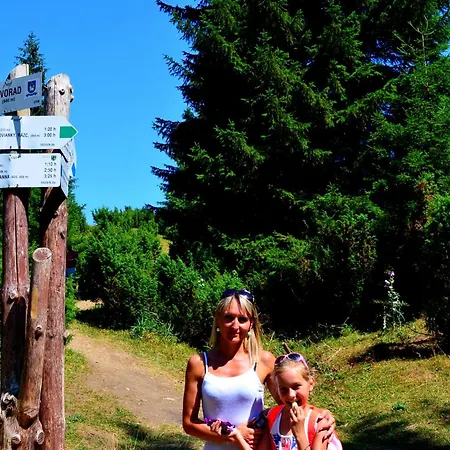Chalet Riviera So Sukromnou Virivkou Liptov Besenova