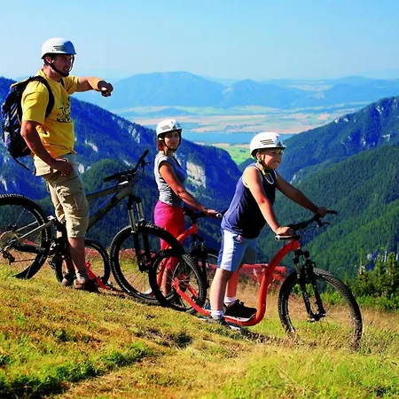 Riviera - Liptov, Besenova Ружомберок