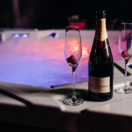 Riviera So Sukromnou Virivkou Liptov Besenova * روجومبيروك